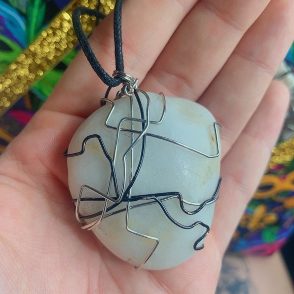 !Hand wrapped necklaces!  REAL geodes broken - Picture 3 of 6